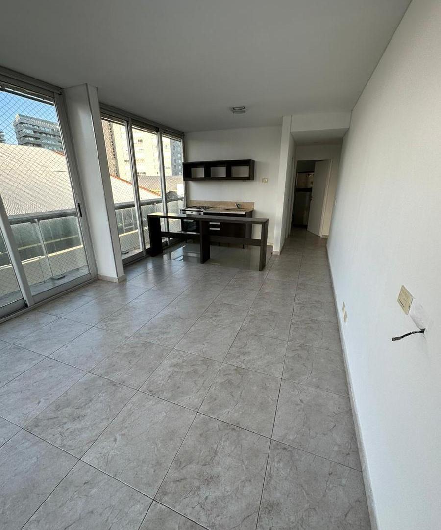 Foto de Departamento en alquiler en Olivos 3 ambientes torre AWWA CON COCHERA, imagen 4