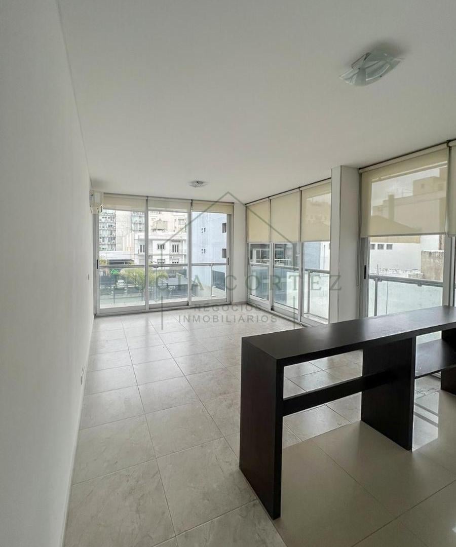 Foto de Departamento en alquiler en Olivos 3 ambientes con cochera cubierta, imagen 2