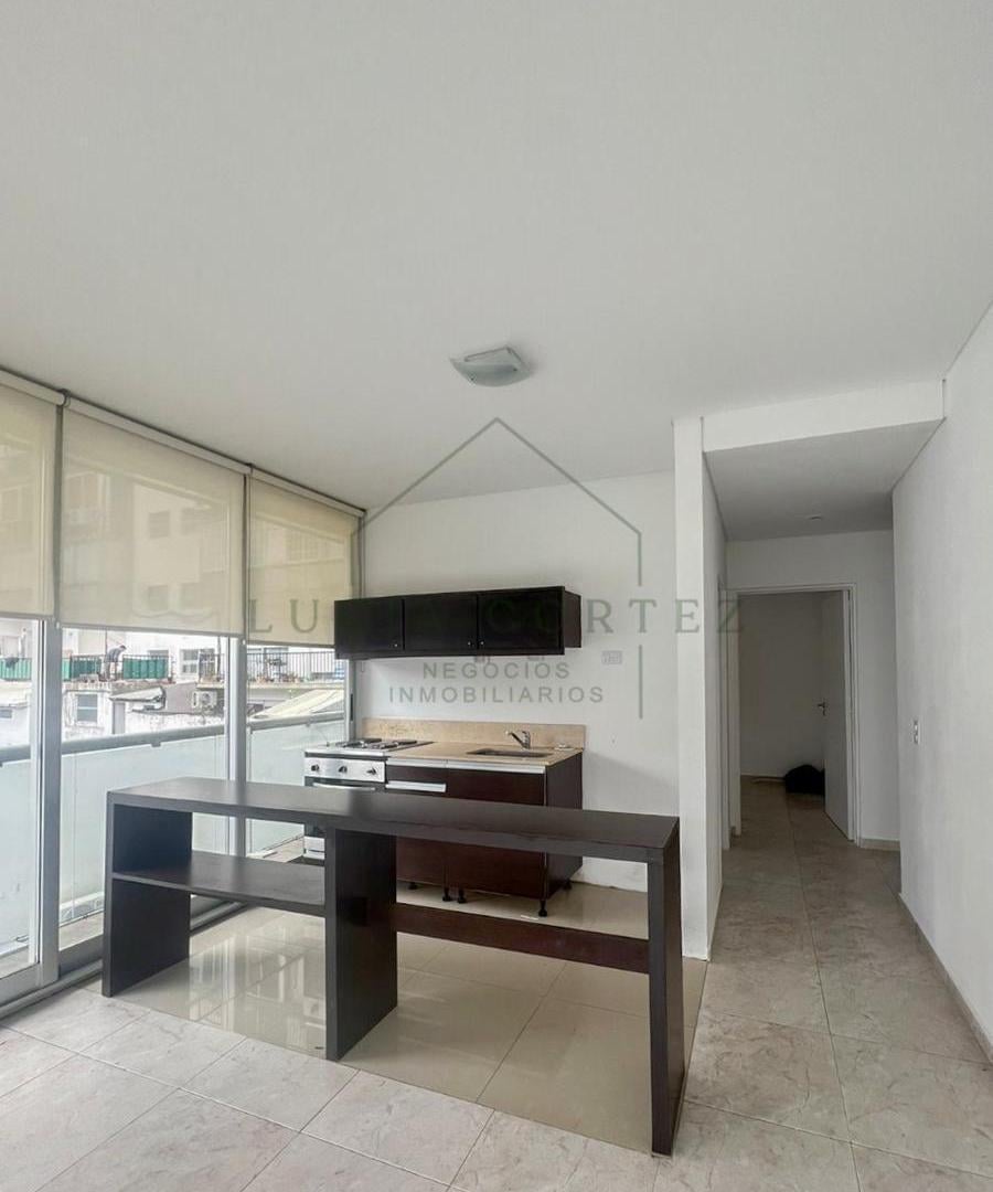 Foto de Departamento en alquiler en Olivos 3 ambientes con cochera cubierta, imagen 3