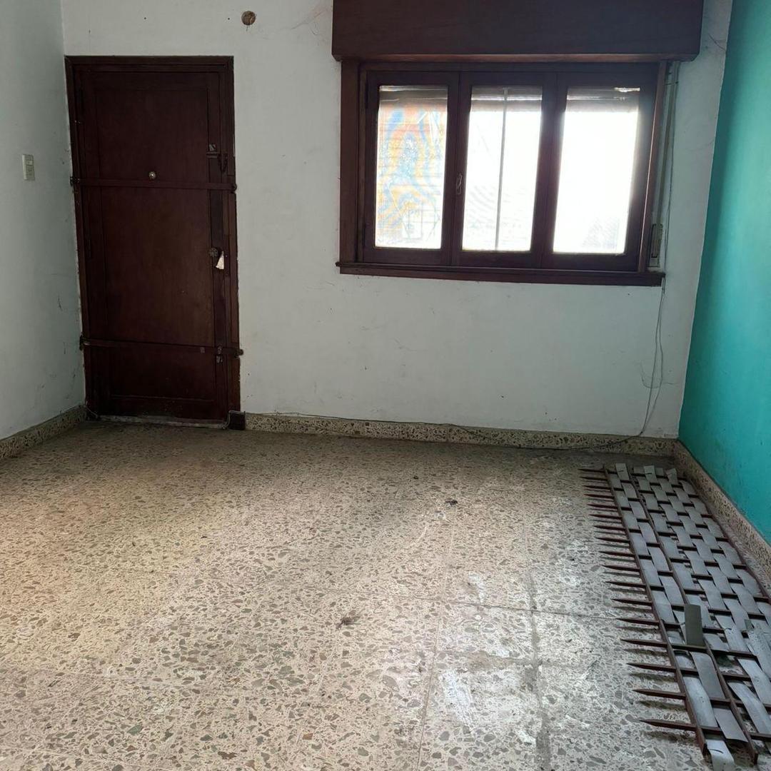 Foto de CHALET CON LOCAL EN VENTA EN R. CALZADA, imagen 4