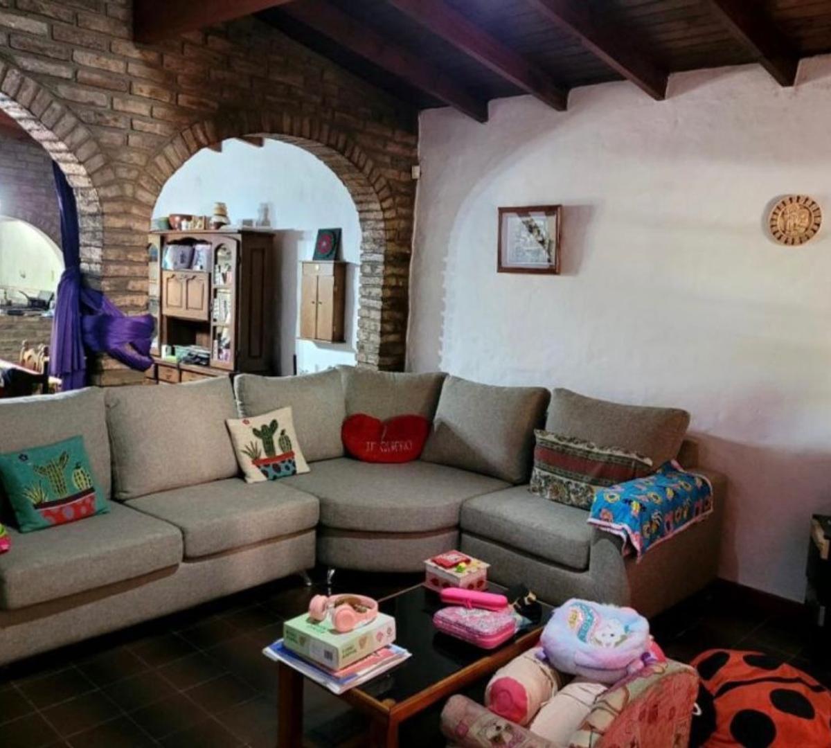 CHALET EN VENTA EN R. CALZADA