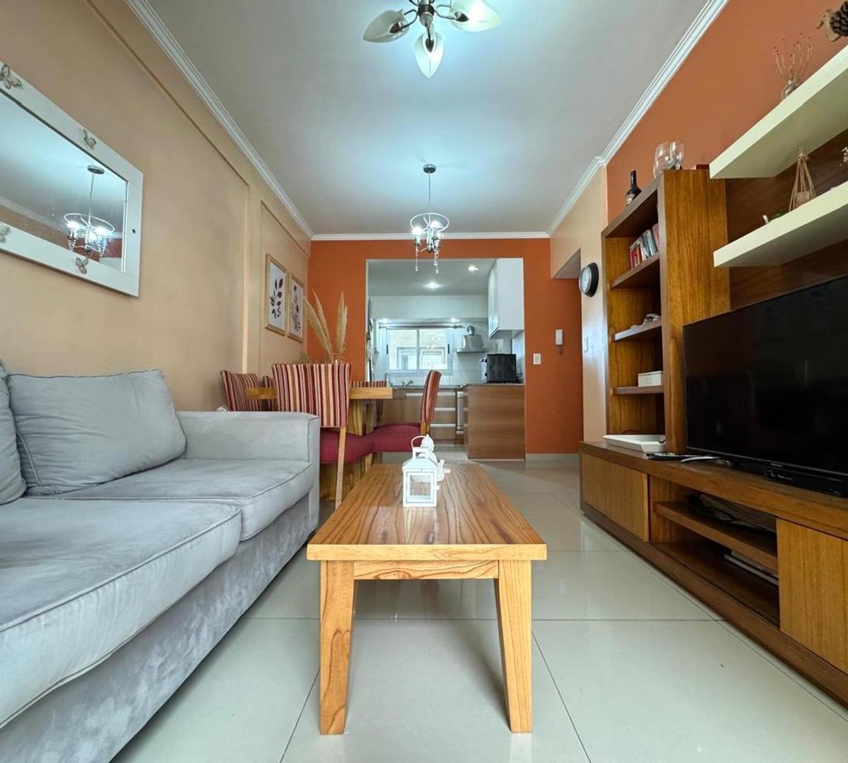 Foto de DEPTO TRES AMB EN VENTA EN ADROGUE, imagen 4