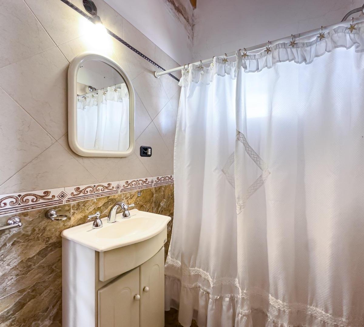Foto de CHALET EN VENTA EN R. CALZADA, imagen 2