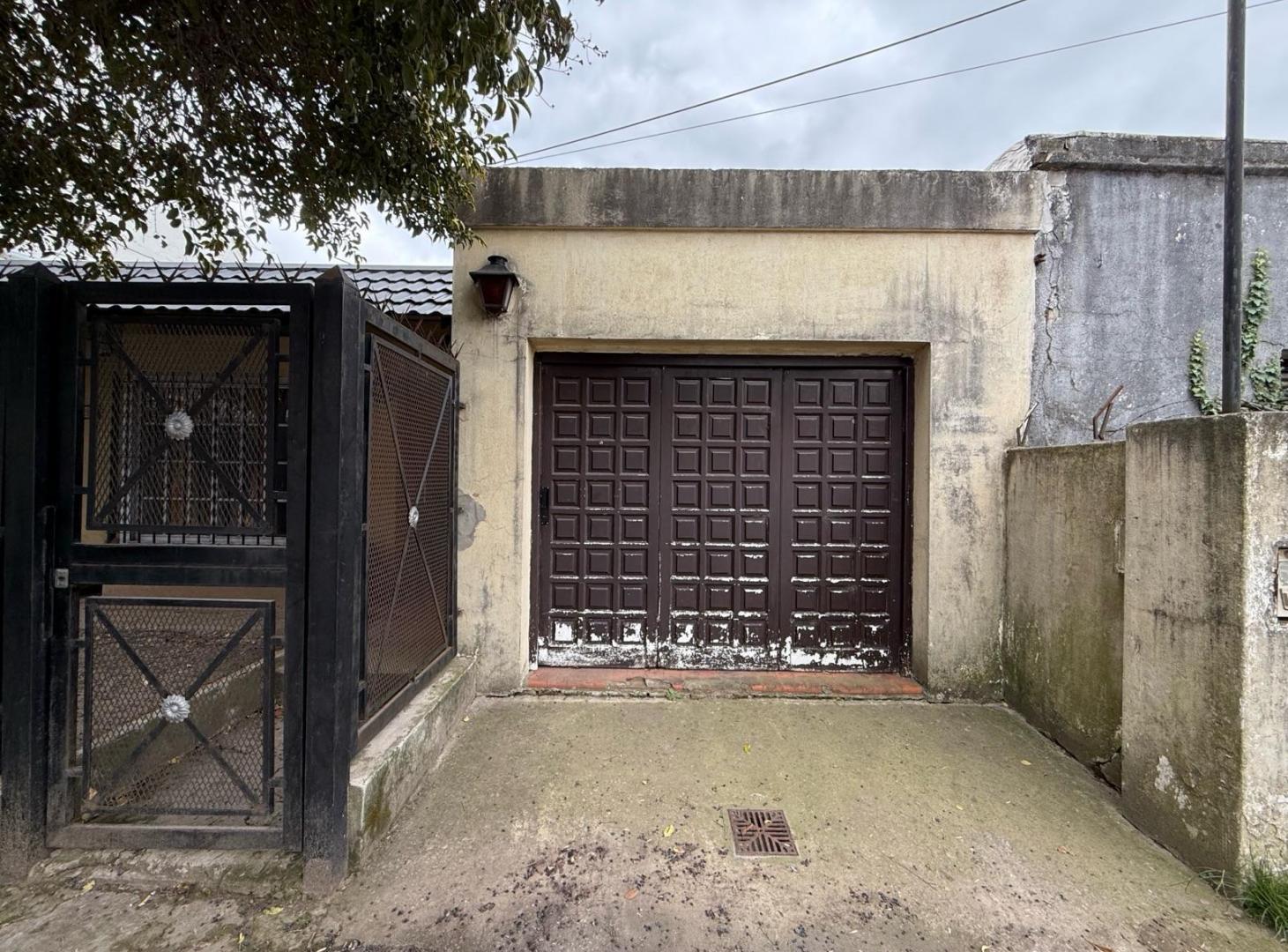 Foto de CASA EN VENTA EN RAFAEL CALZADA, imagen 2
