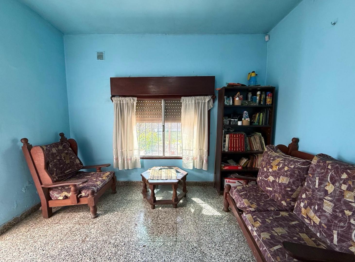 Foto de CASA EN VENTA EN CLAYPOLE, imagen 2