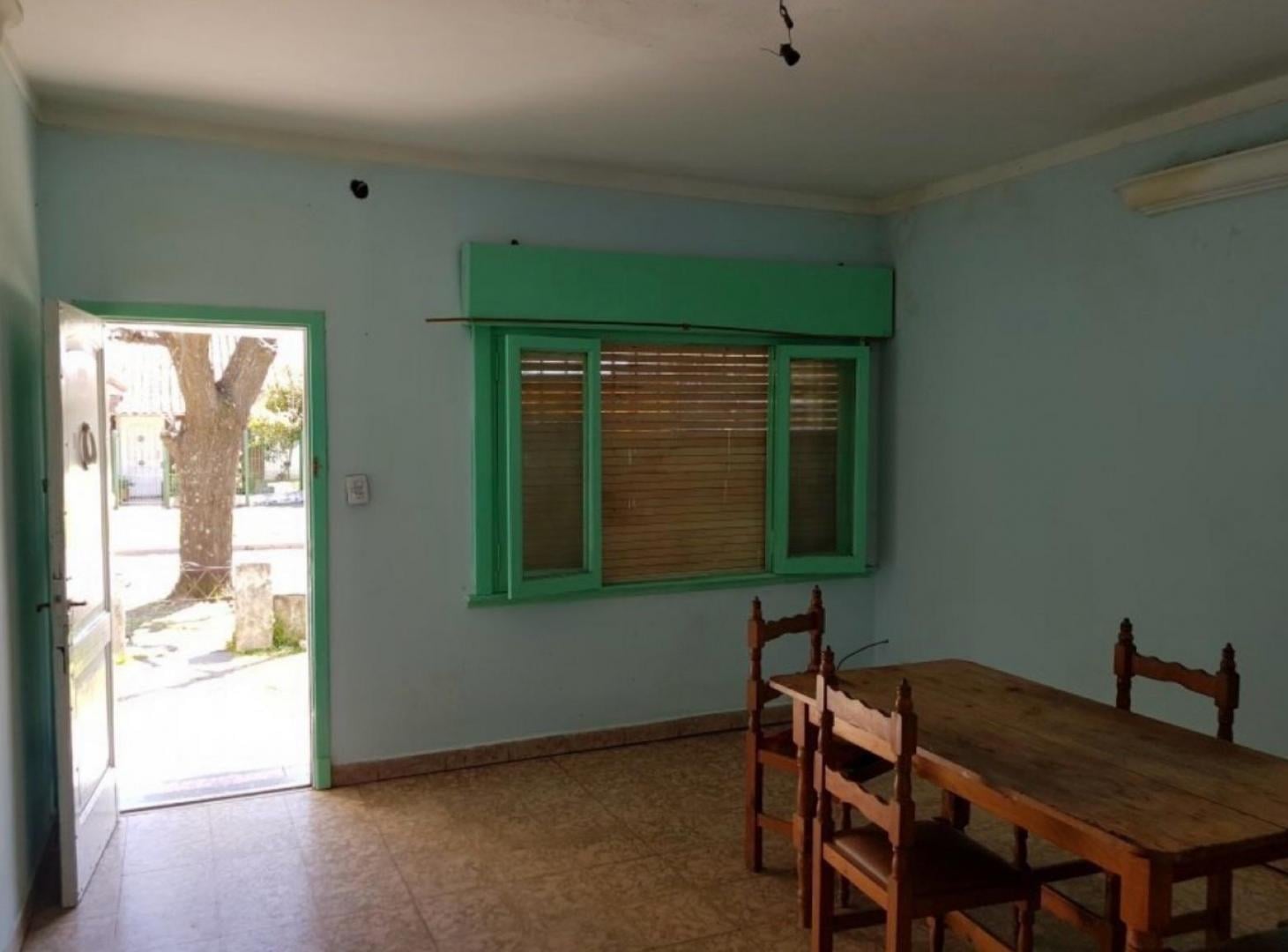 Foto de CASA EN VENTA EN RAFAEL CALZADA, imagen 3