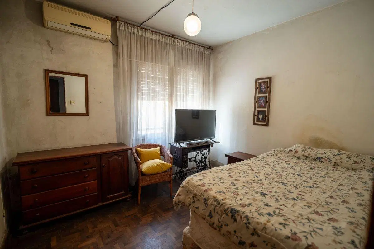 Casa en dos plantas en venta a 2 cuadras de Shopping Villa Cabrera 3