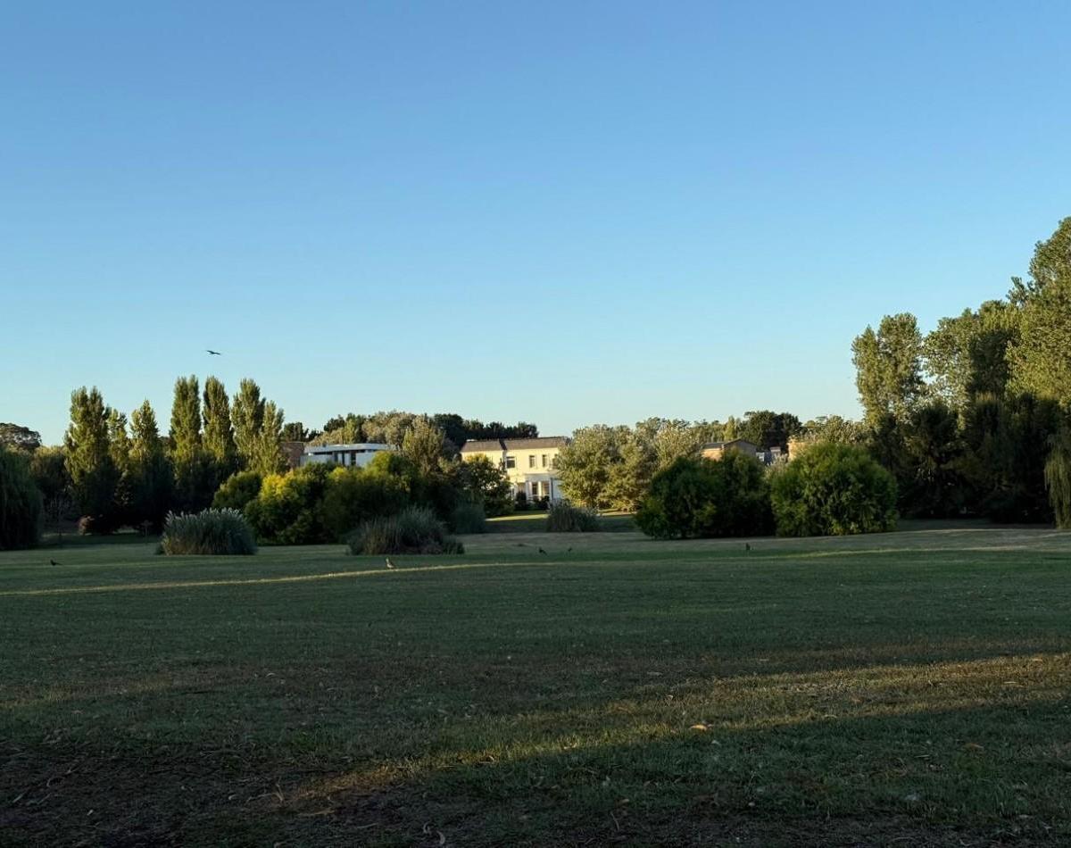 Lote en Rumenco Las Lomas con Vista a La Laguna 2