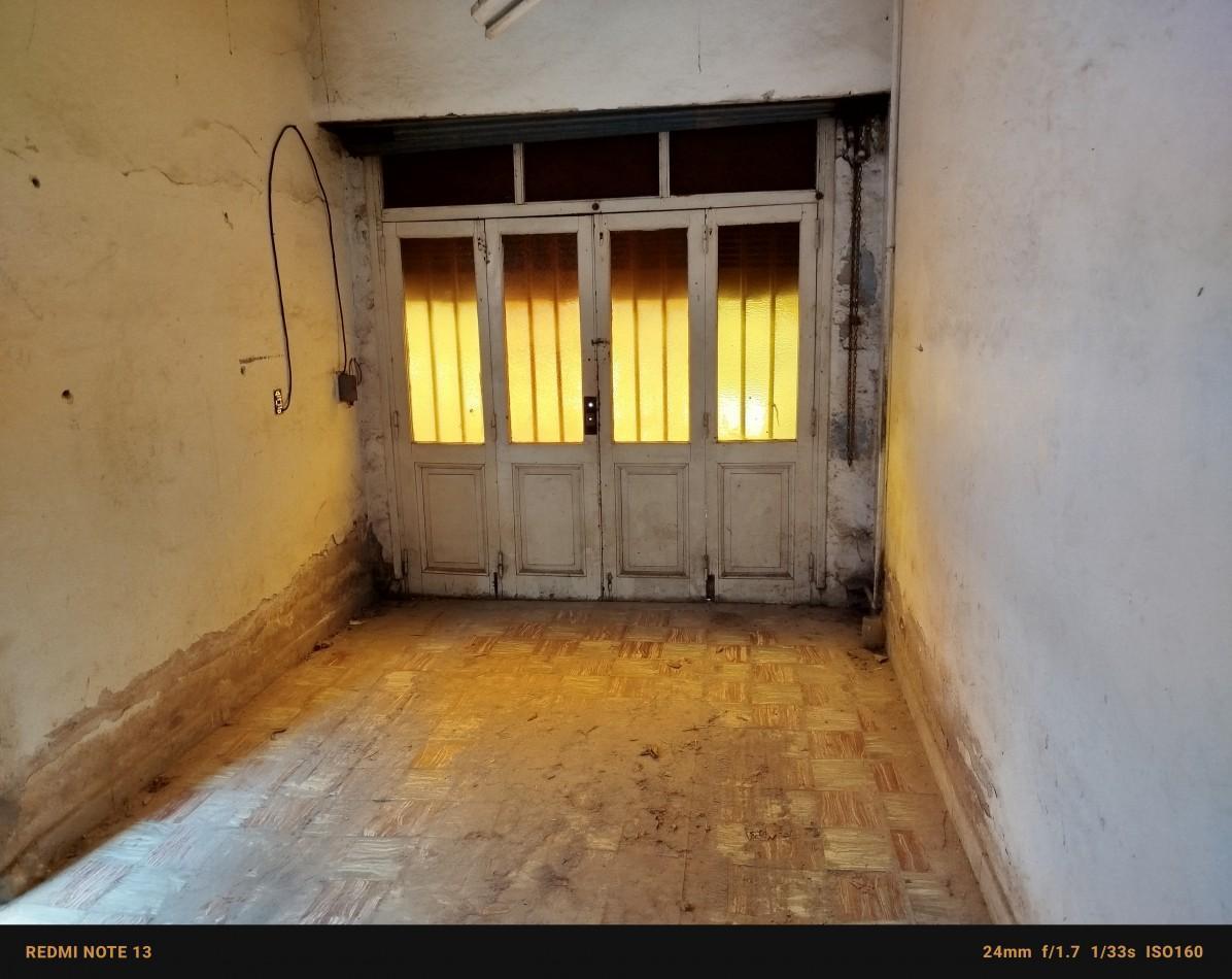 Foto de Venta en block local a reciclar + ph 2 y 3 ambientes, imagen 3
