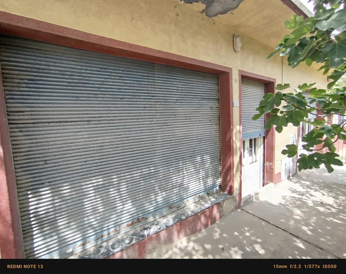 Venta en block local a reciclar + ph 2 y 3 ambientes