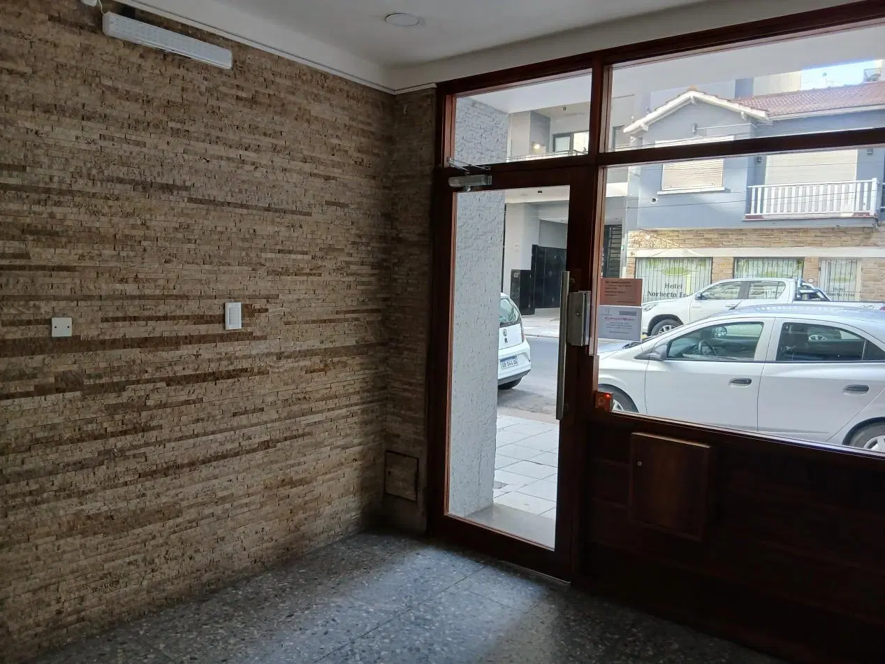Venta monoambiente zona Aldrey. 4