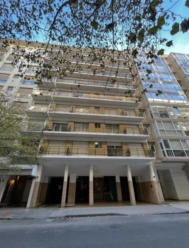 1 ambiente dividido, zona Aldrey 2