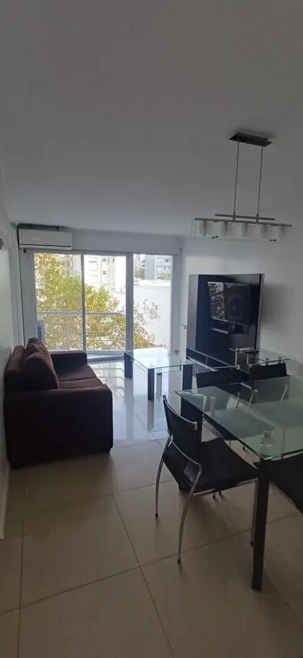 DEPARTAMENTO 2 AMBIENTES AL FRENTE CON COCHERA - BOLIVAR Y MITRE 3