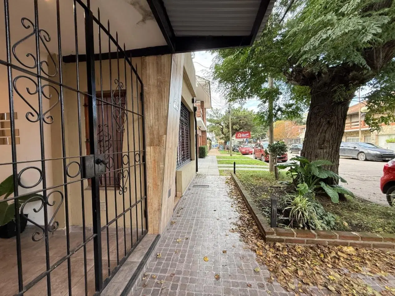 Alquiler departamento para uso profesional zona complejo universitario 4