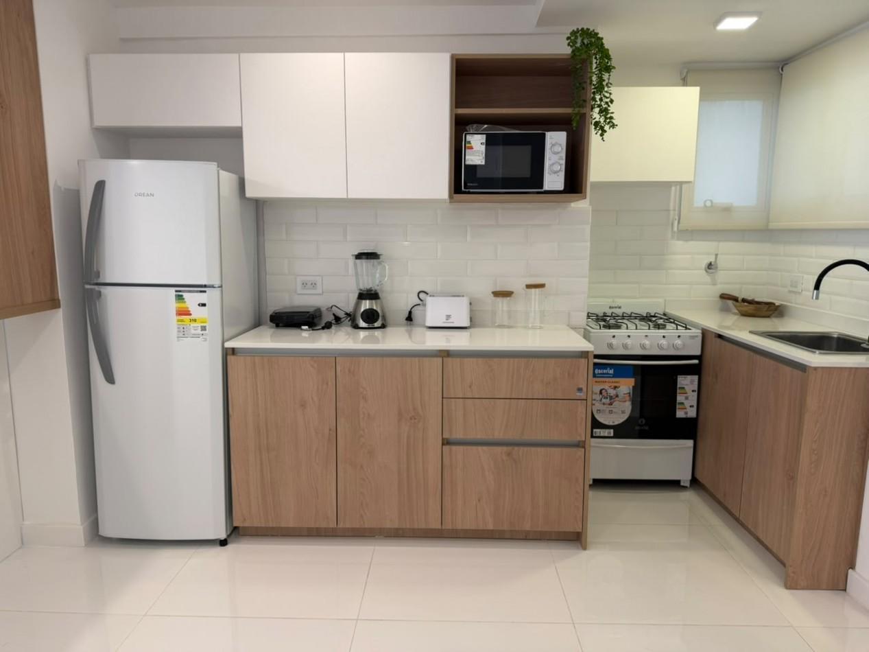 Foto de DEPARTAMENTO 3 AMB A LA CALLE CON BALCON RECICLADO 2 BAÑOS CENTRO, imagen 3