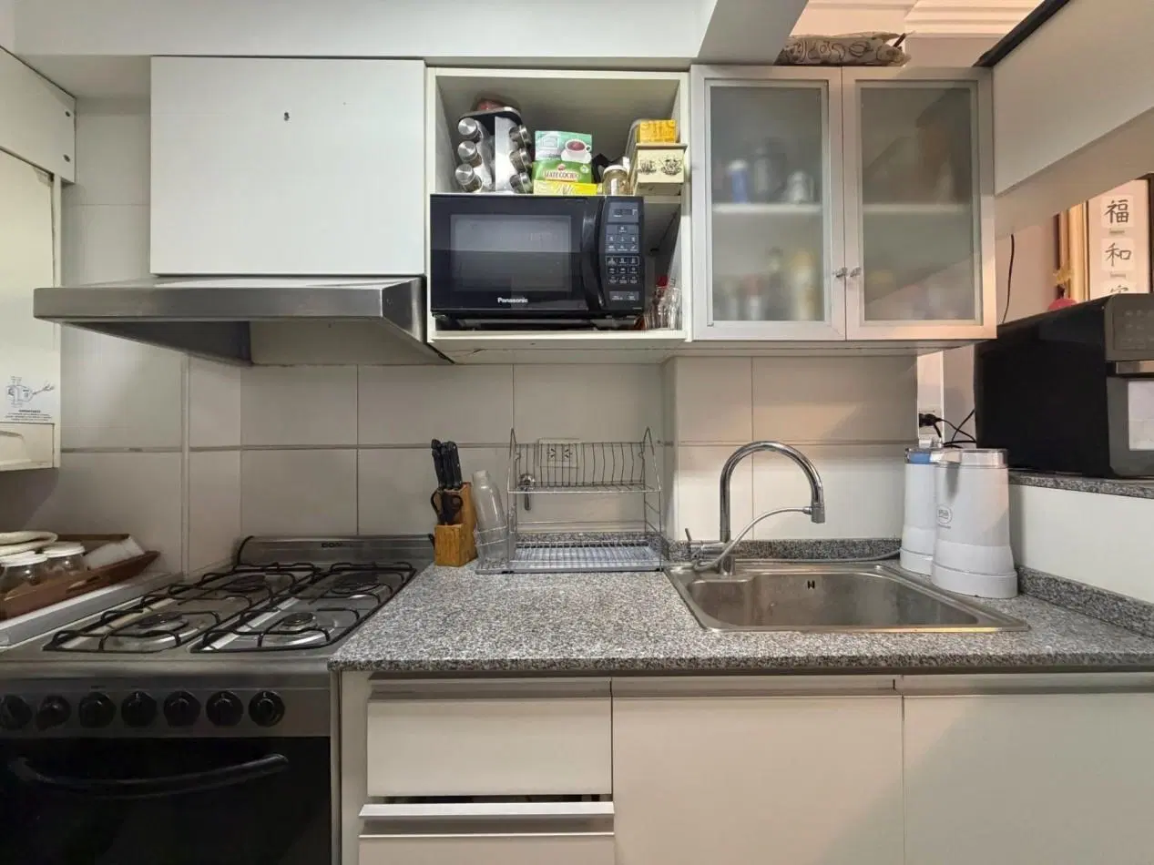 Departamento Semipiso de 2 amb con balcon y cochera zona alem 5