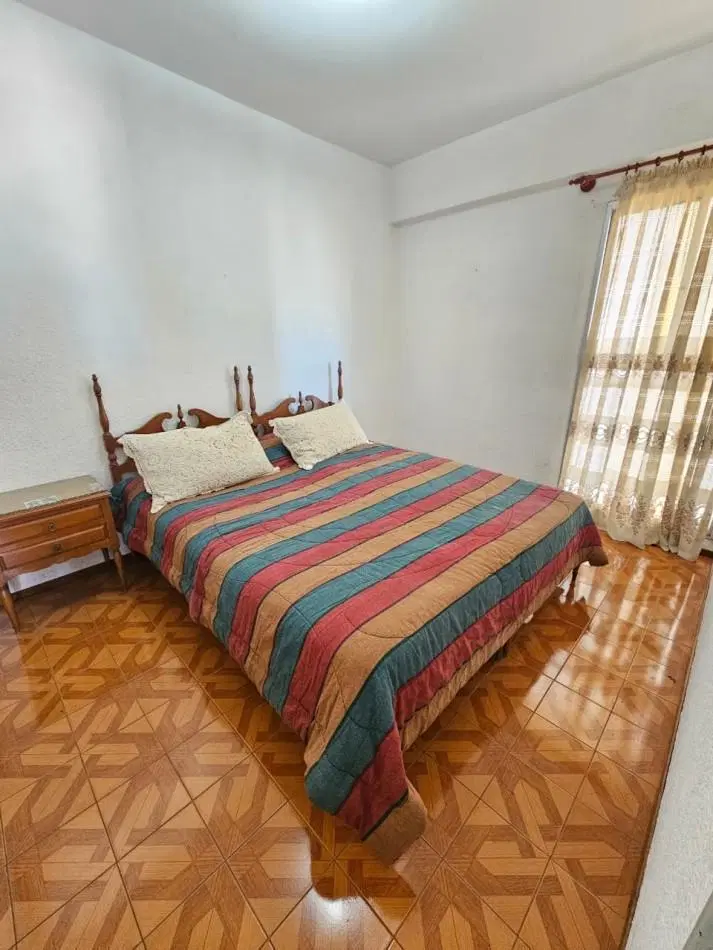 VENTA DEPARTAMENTO 2 AMBIENTES LATERAL CON BALCON Y VISTA A LA CIUDAD ZONA ALDREY 5