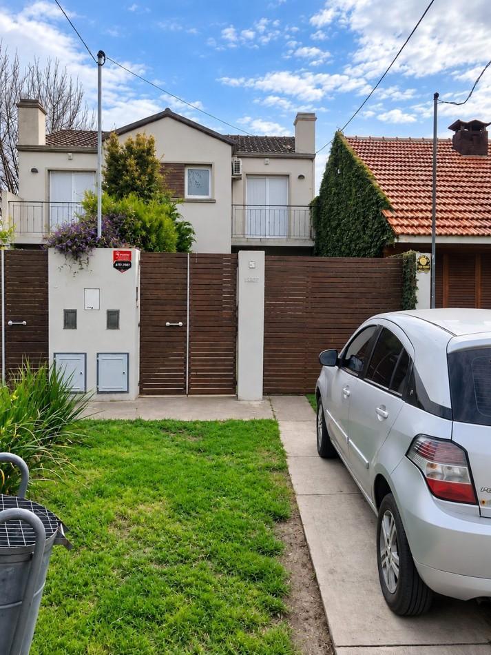 Foto de Duplex 4 ambientes apto credito. Barrio Constitucion, imagen 1