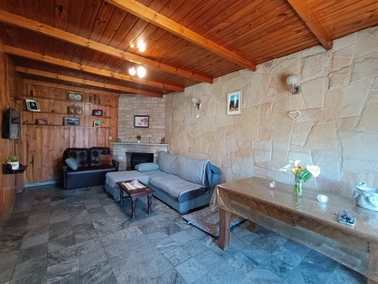 Foto de Venta casa 3 ambientes + departamento 2 ambientes con garage y jardin, imagen 5