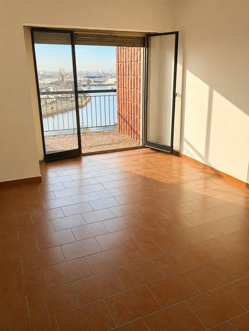 Foto de DEPARTAMENTO 3 AMB - DOS BALCONES - LA BOCA - OPORTUNIDAD, imagen 1