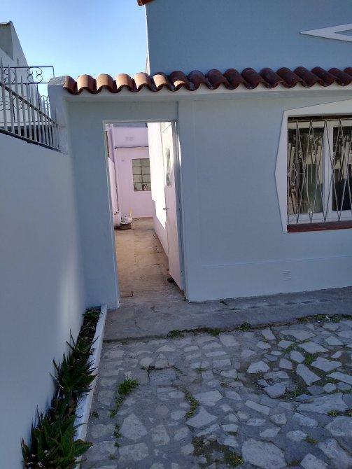 CASA CON POSIBLE DPTO. EN LINDA ZONA