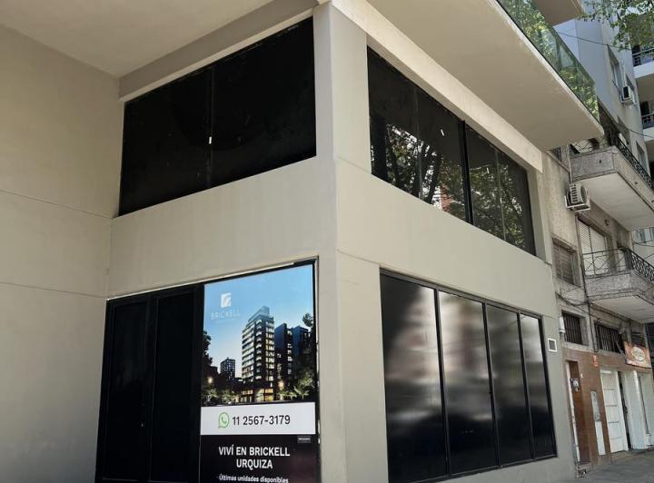 ALQUILER OFICINA LOCAL VILLA URQUIZA 4
