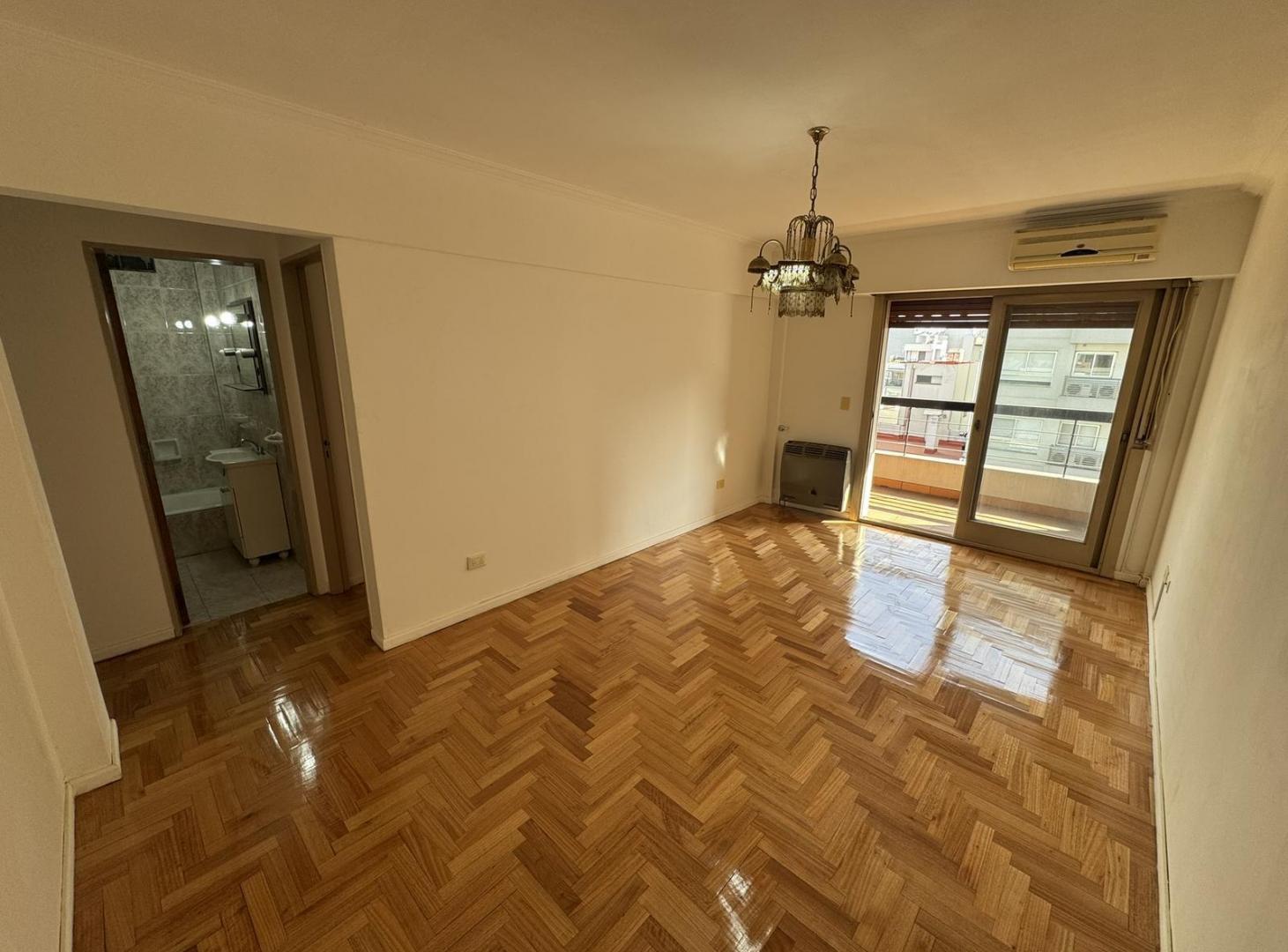 Foto de 3 AMBIENTES CON COCHERA CUBIERTA | VILLA URQUIZA | VENTA, imagen 1