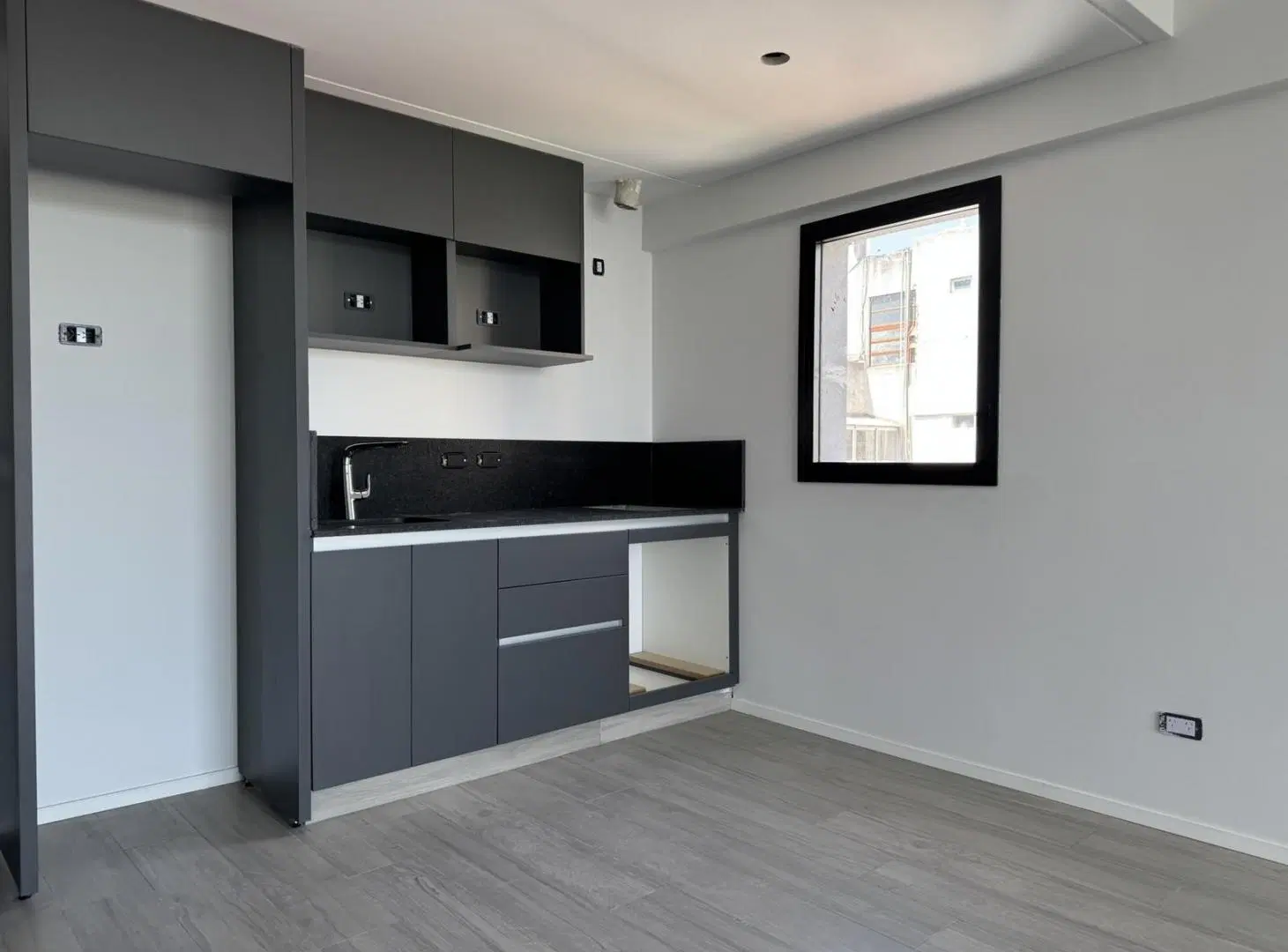 Departamento en Coghlan 8