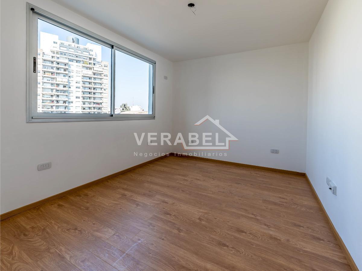 Foto de Venta de amplio 2 ambientes con balcón aterrazado. Excelente luminosidad, imagen 4