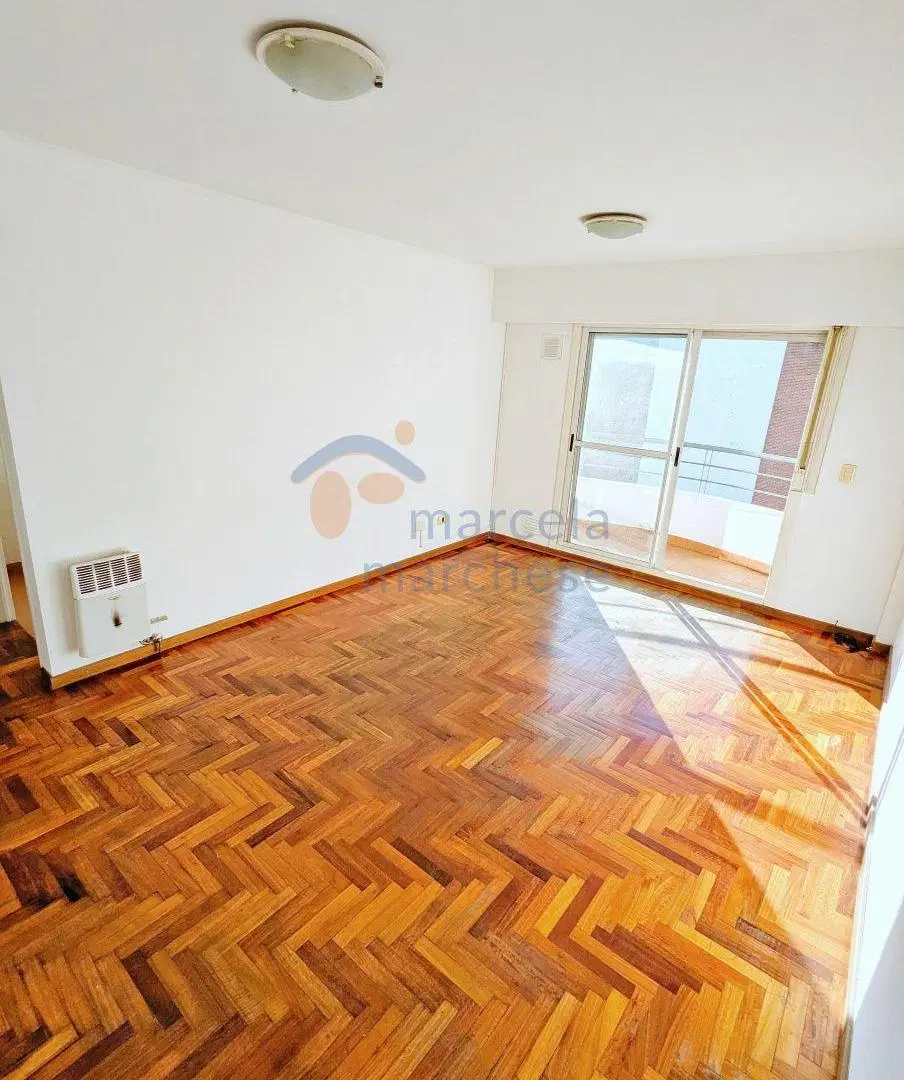 Depto. 2 Amb con Balcón y Vestidor – Piso Alto – Súper Luminoso 4