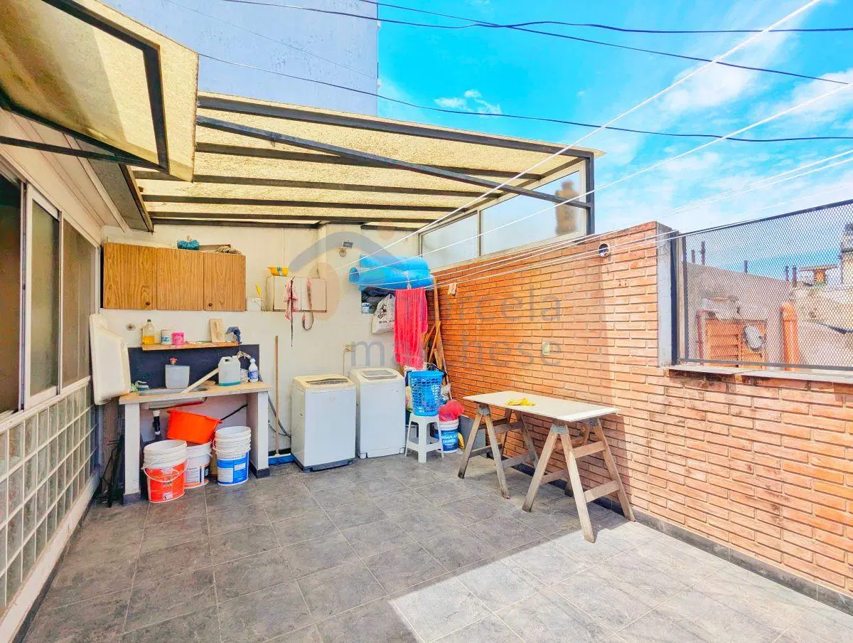 PH Tipo Casa 4 Amb. + Terraza Propia – Oportunidad! 3