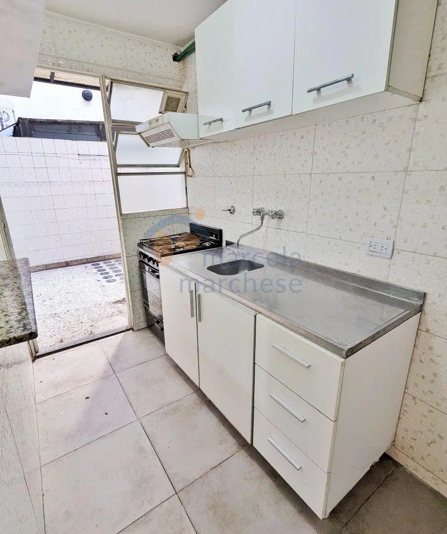 Depto. 2 Amb con Patio, en Flores! (Apto Profesional) 2