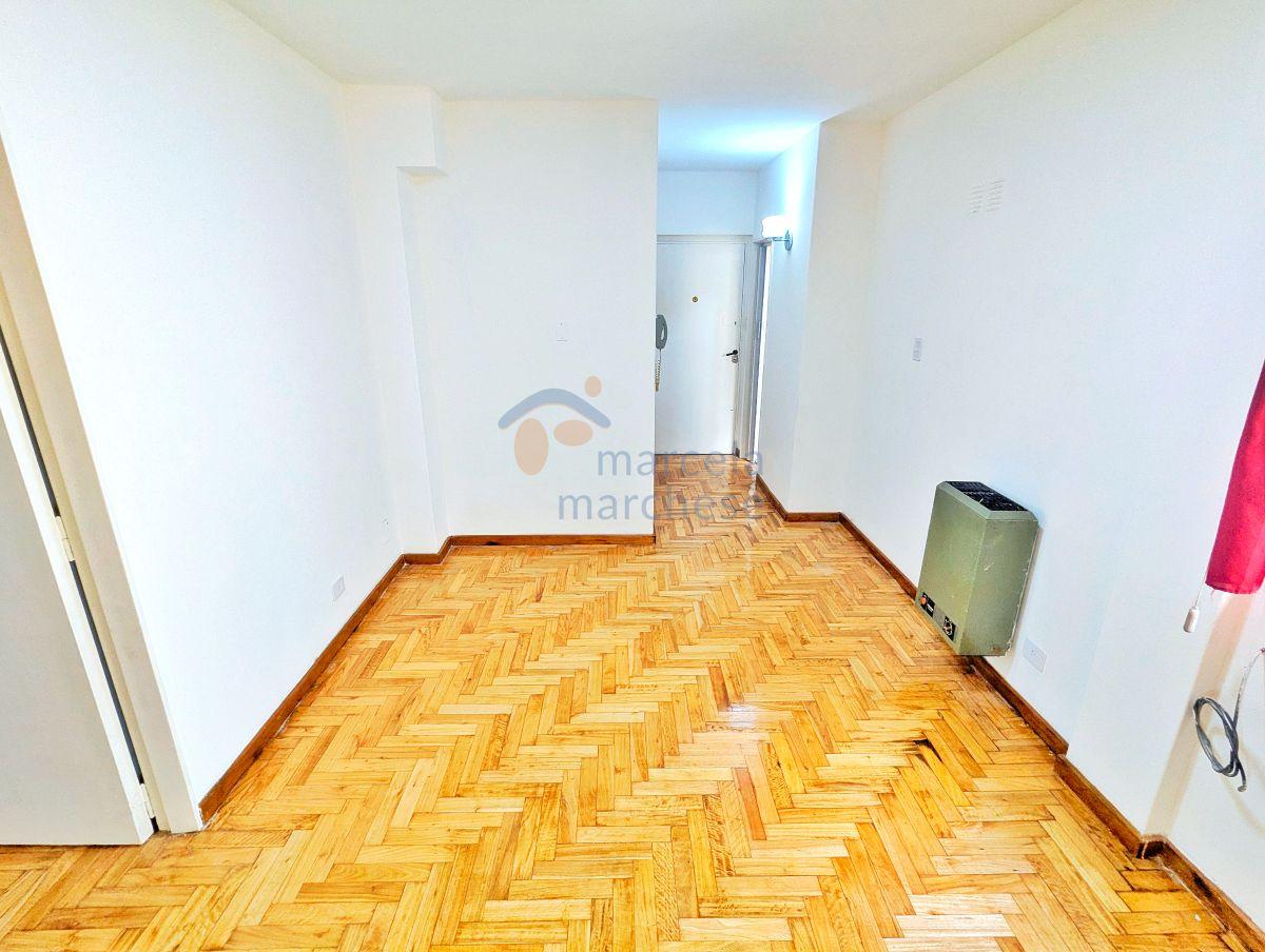 Foto de Departamento 2 Amb con Balcón Amplio– Piso Alto– Balvanera, imagen 4
