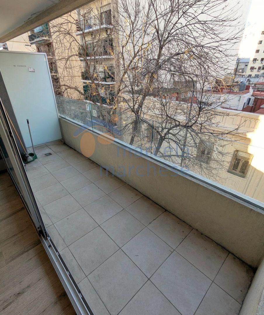 Foto de Monoambiente con División + Balcón – Edificio Moderno – Almagro, imagen 3