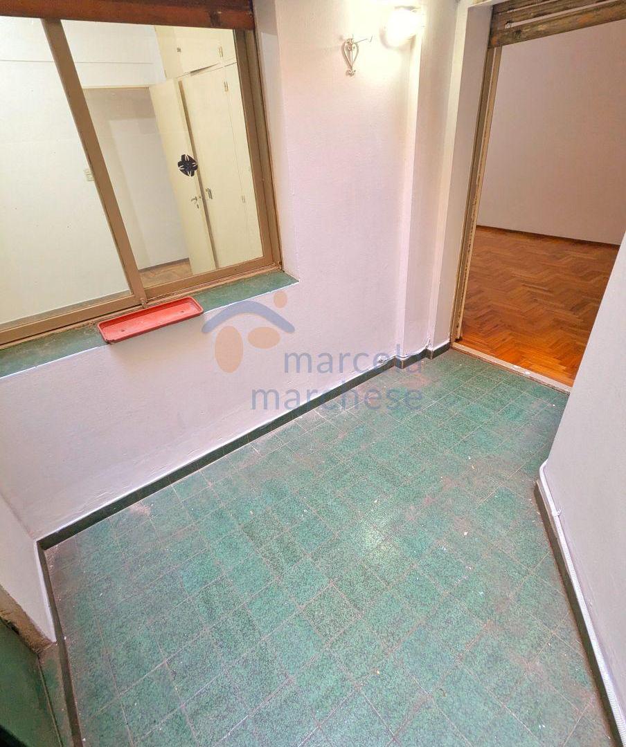 Foto de Departamento 2 Amb con Dos Patios y Lavadero – Caballito, imagen 3