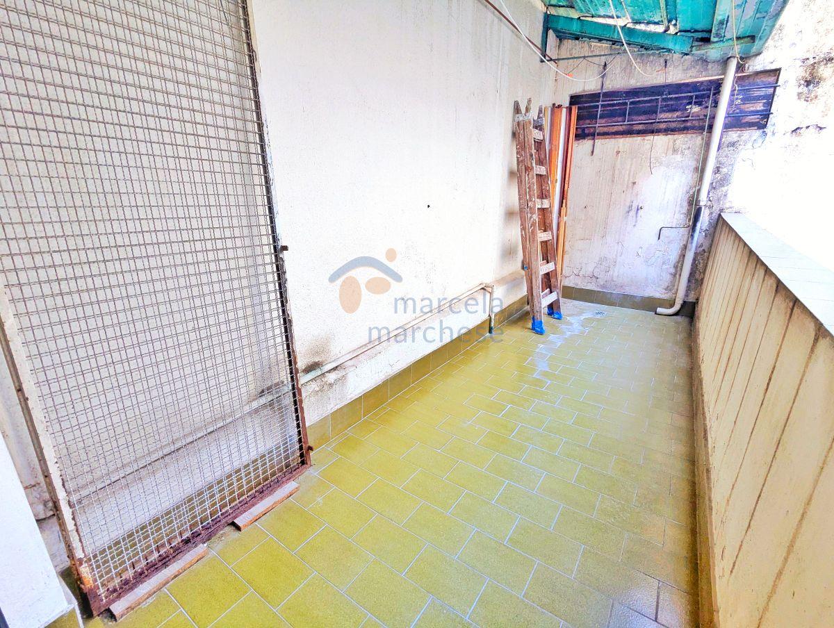 Foto de Depto. 2 Amb con Balcón Amplio– Piso Alto– Balvanera, imagen 5
