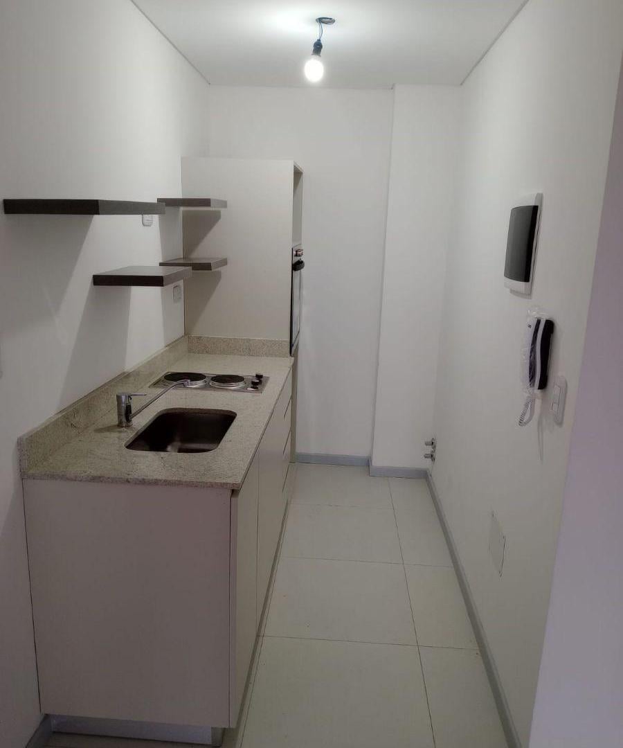 Foto de ALQUILER MODERNO MONOAMBIENTE AL FRENTE, INMEJORABLE UBICACIÓN, imagen 2