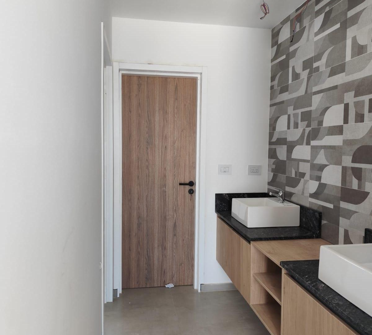 Foto de INMOBILIARIA ALQUILA DÚPLEX PET FRIENDLY EN DOCTA 2 DORM COCHERA DOBLE, imagen 5