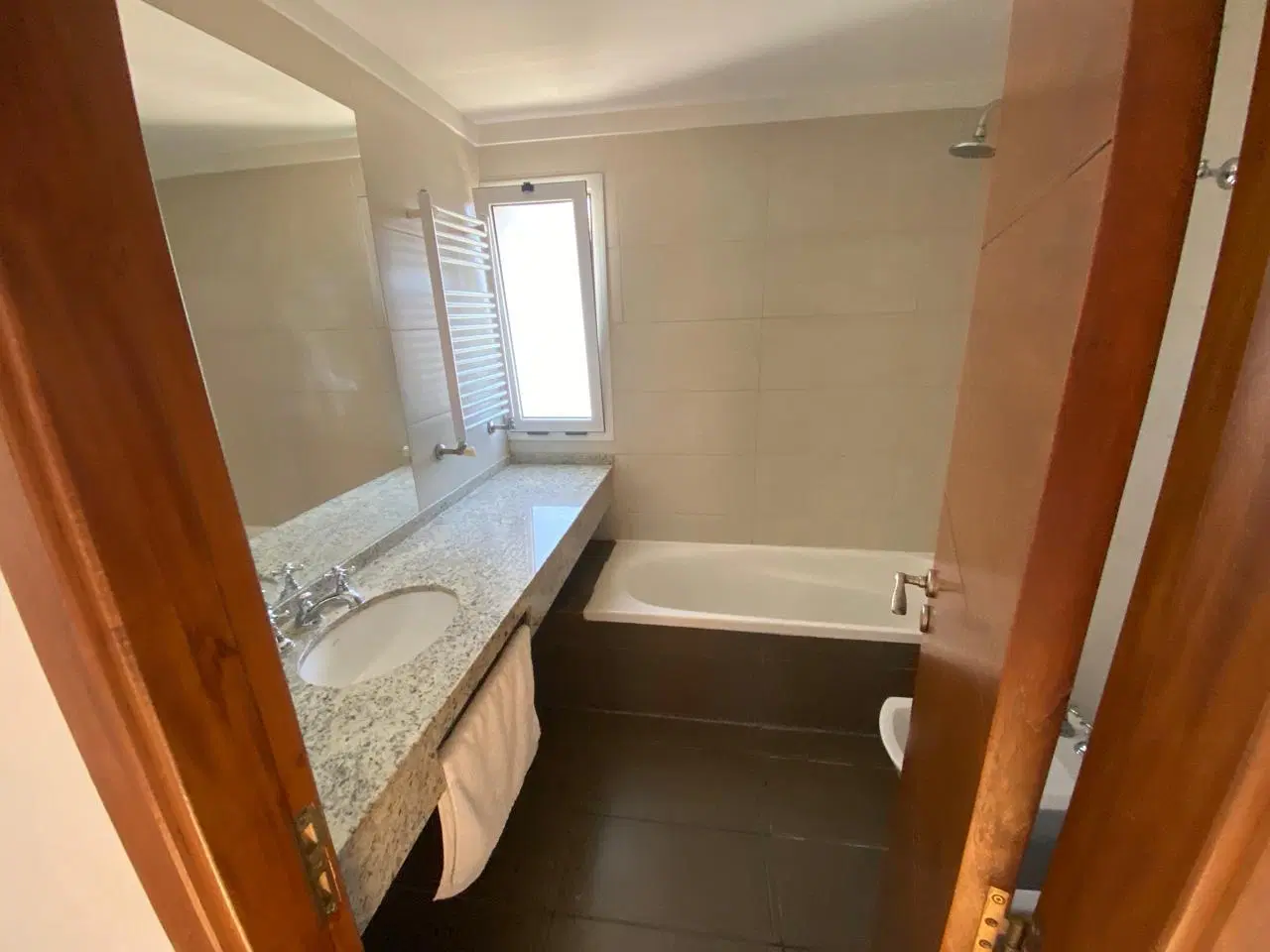ALQUILER - CASA TRES DORMITORIOS - AGUADAS, FUNES 5