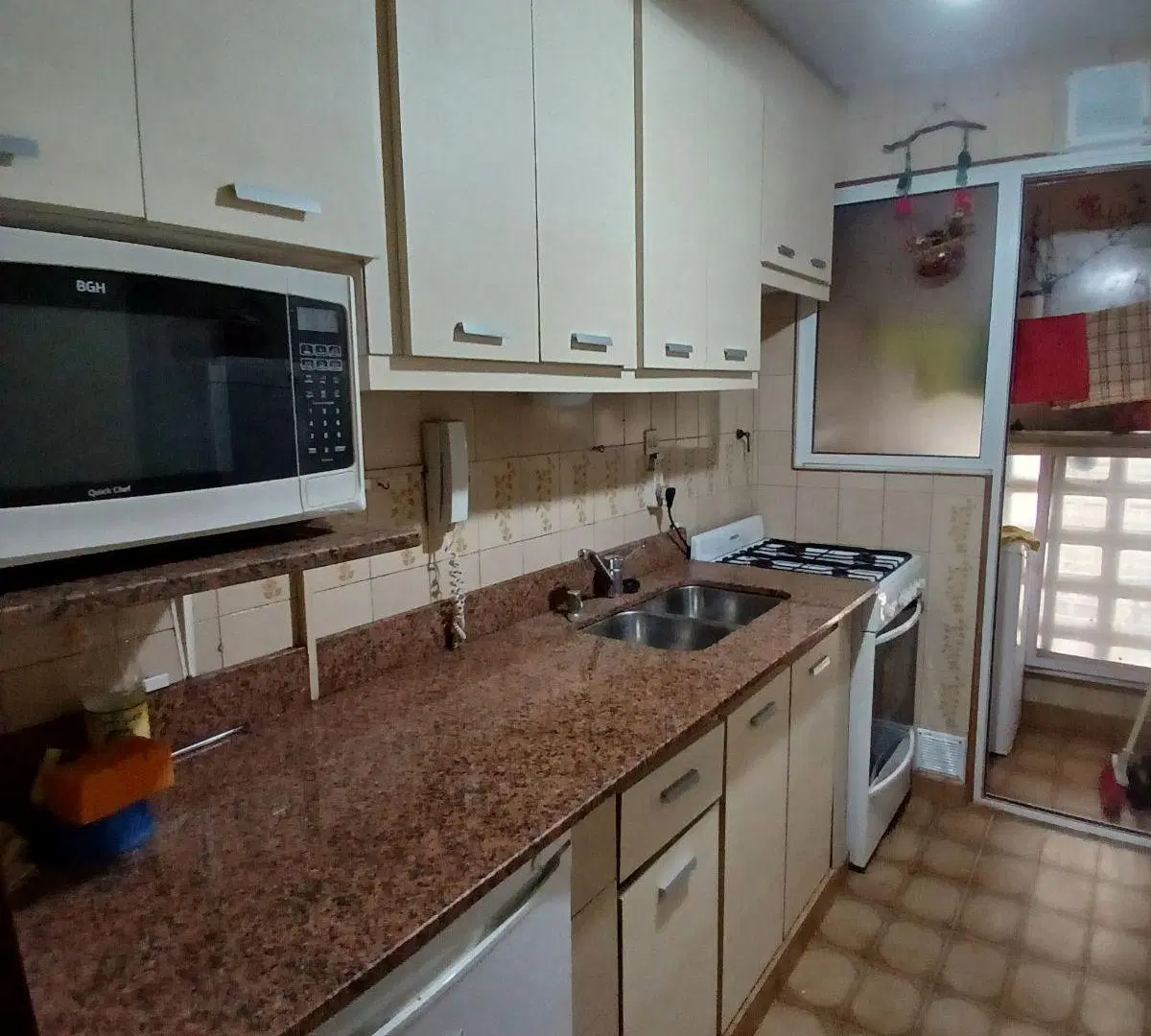 ALQUILO- DEPARTAMENTO 2 DORMITORIOS -PELLEGRINI 700- ROSARIO 1