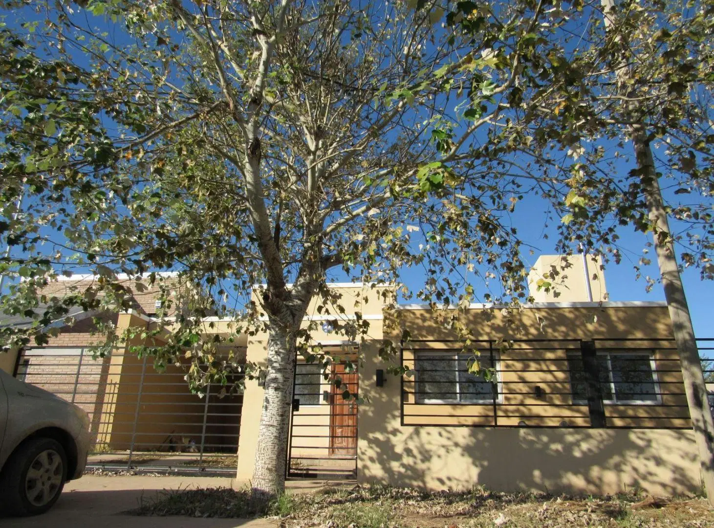 VENTA CASA AV. ALICIA MOREAU 500 2