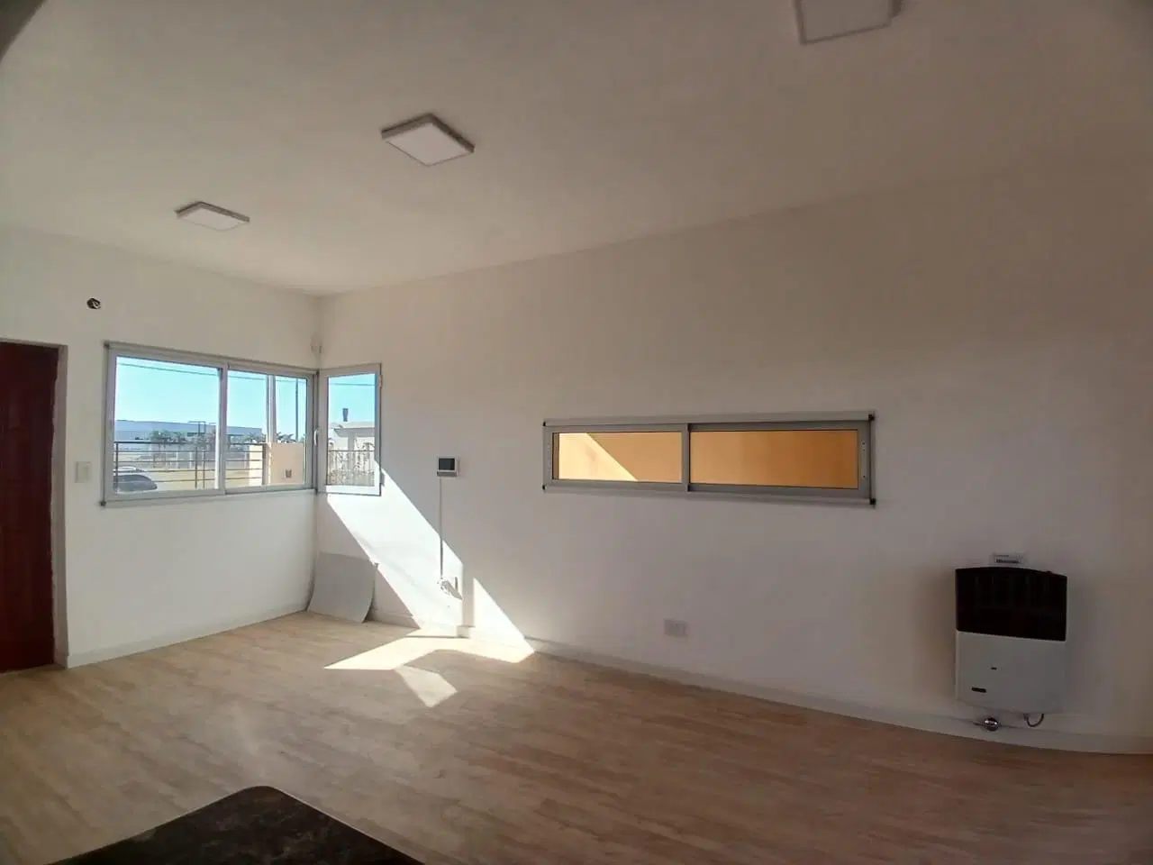 VENTA CASA AV. ALICIA MOREAU 500 4