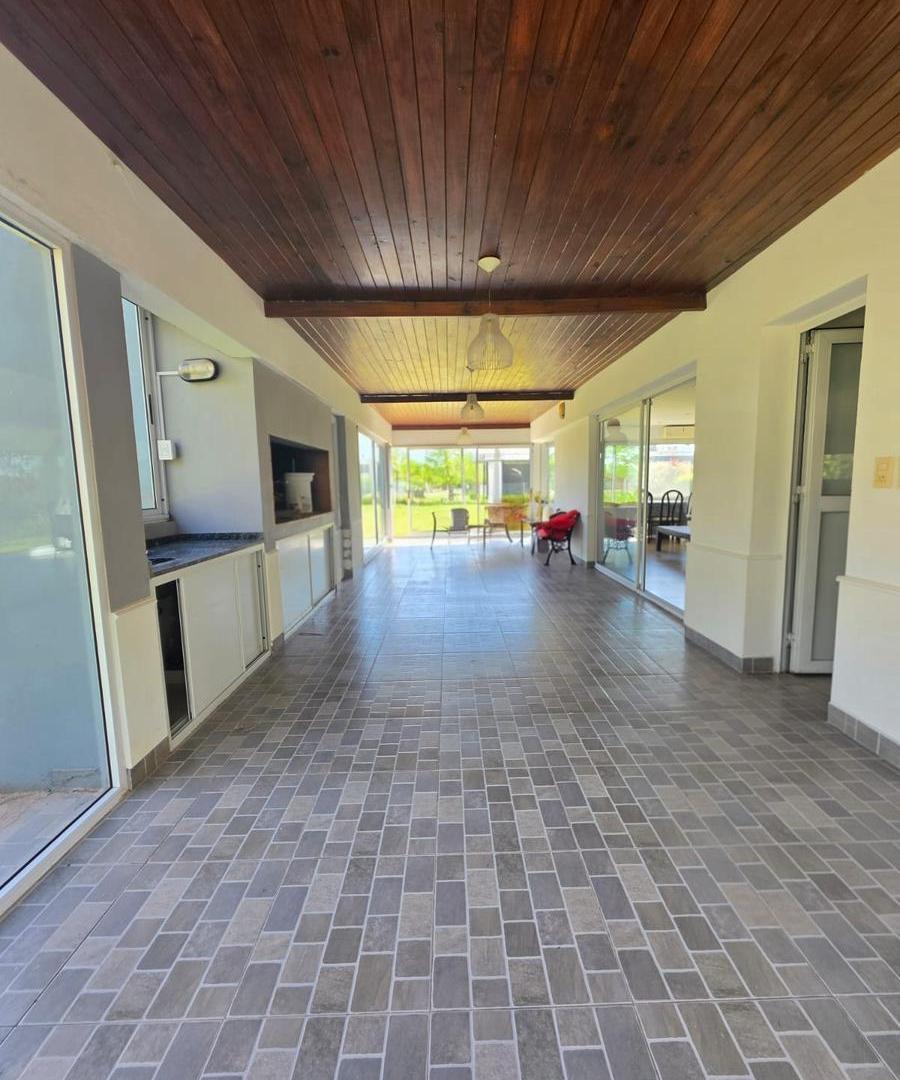 Foto de ALQUILER CASA 2 DORMITORIOS- ROLDAN, imagen 2