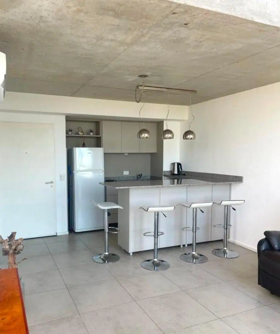 LOFT EN CLUB BAMBOO PILAR 3