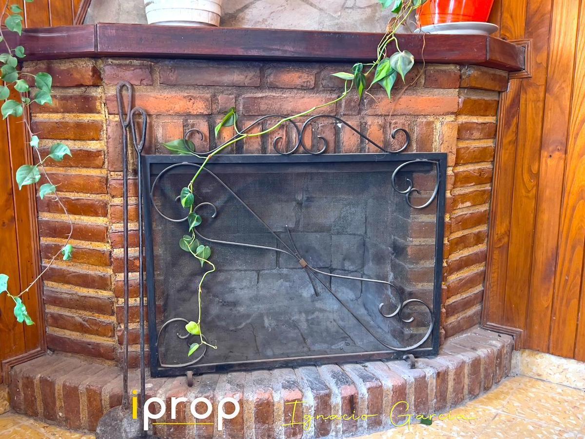 Excelente Propiedad en El Corazón de Villa Giardino! Amplio Parque - Gas Natural 4