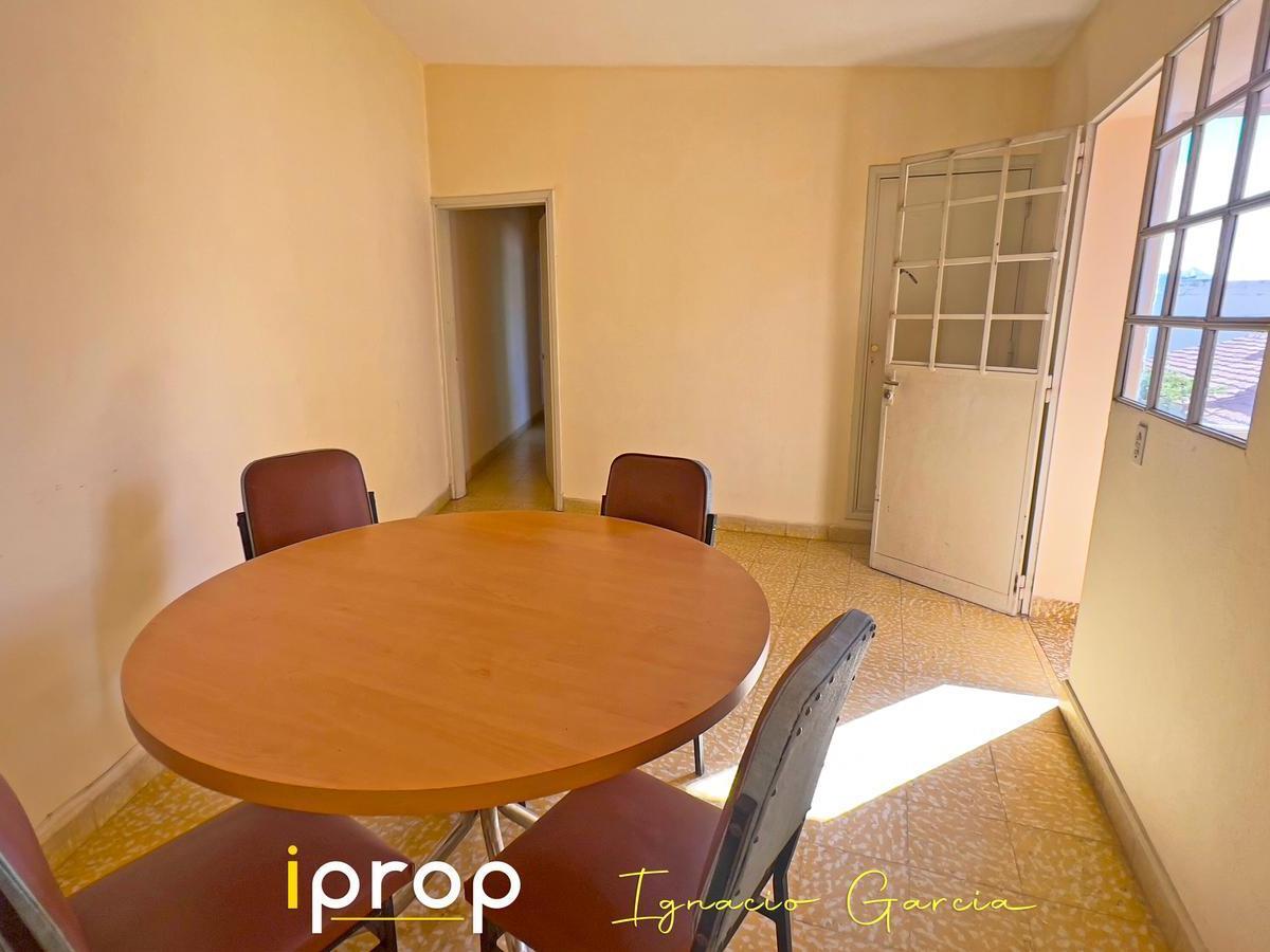 Amplio y Cómodo Dpto. de 100 m² Cubiertos Propios! Ubicación Céntrica Inmejorable 1