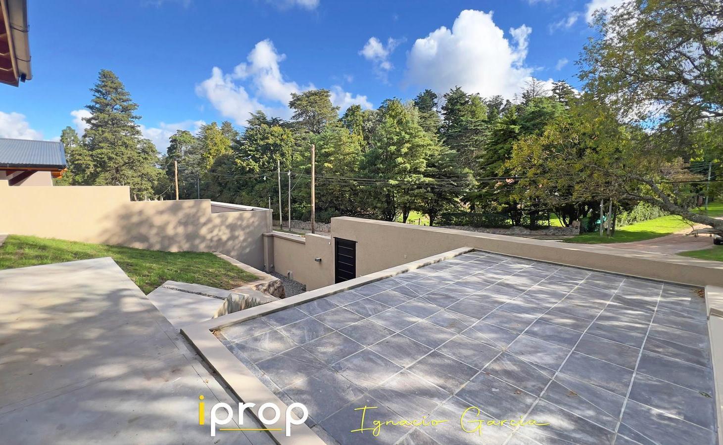 Foto de Espectacular Casa a estrenar!!! En la mejor zona de Villa Giardino!!! Todos los Servicios!!, imagen 3