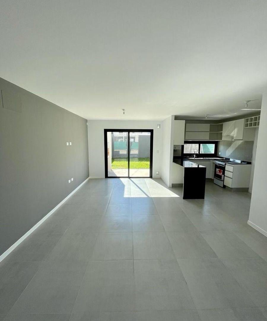 Foto de DUPLEX de 3 dormitorios en Tejas II !!!, imagen 1