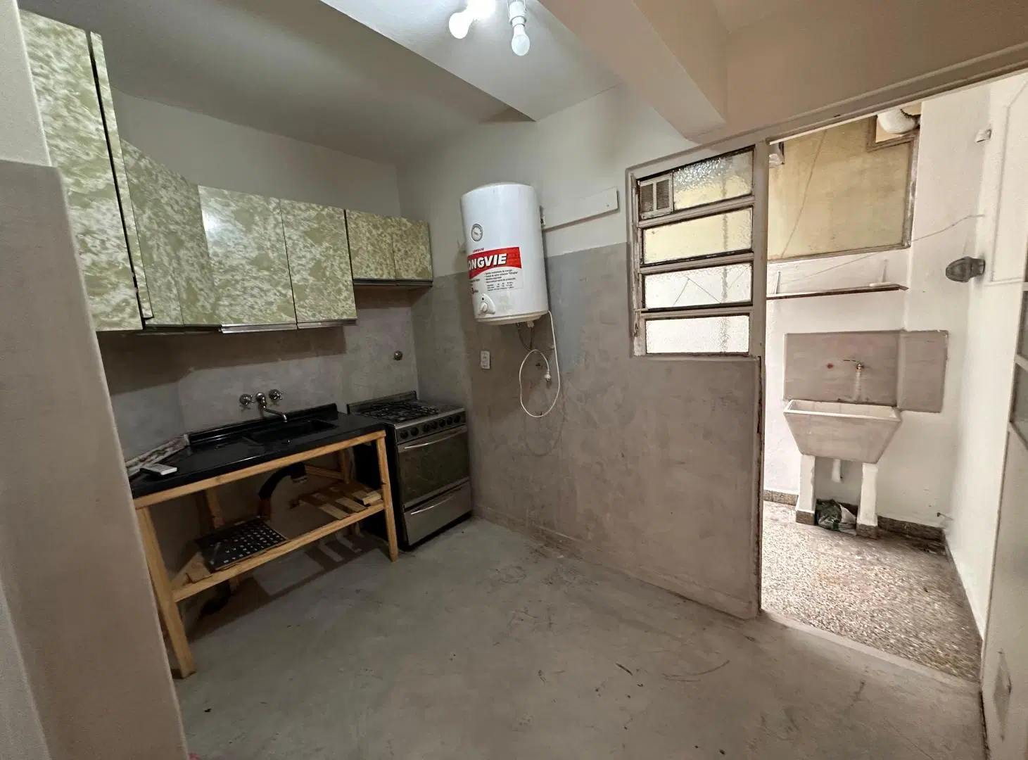 Depto 2 Ambientes al Frente con Patio | Luminoso y en una ubicación privilegiada 4