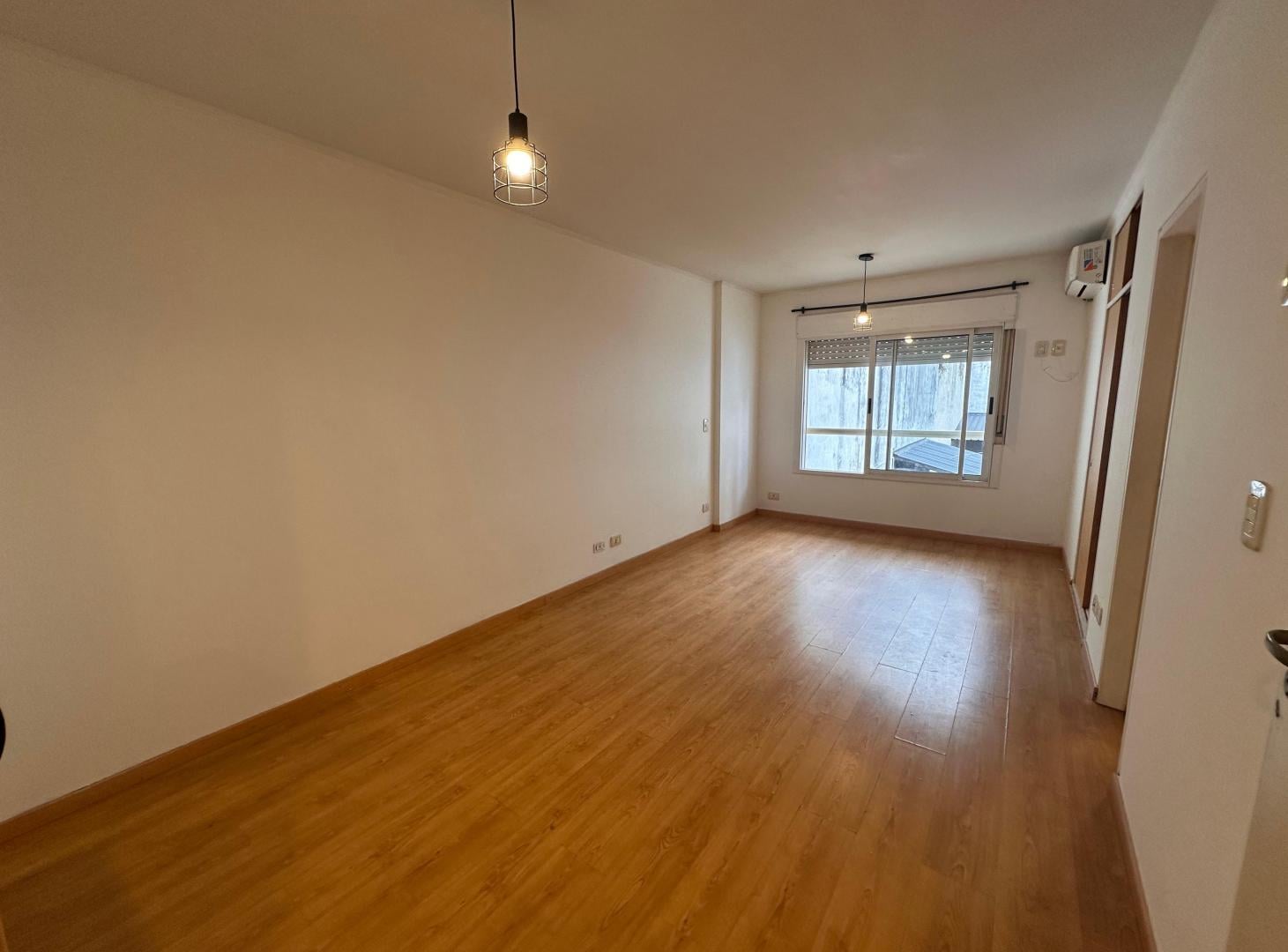 Foto de Luminoso Monoambiente en Saavedra – Apto Profesional- Excelente, imagen 3
